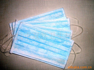 仙桃市双胜卫生材料厂 专业供应高品质三层无纺布口罩、活性炭口罩、医用棉纱口罩及鞋套